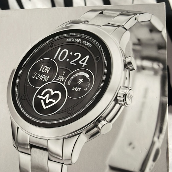 Silver Michael Kors smartwatch - Picture 2 of 4